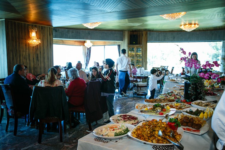 Easter Lunch Buffet at Bay Lodge